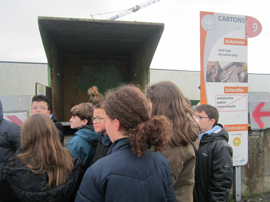 visite de la déchetterie de Beauvoir